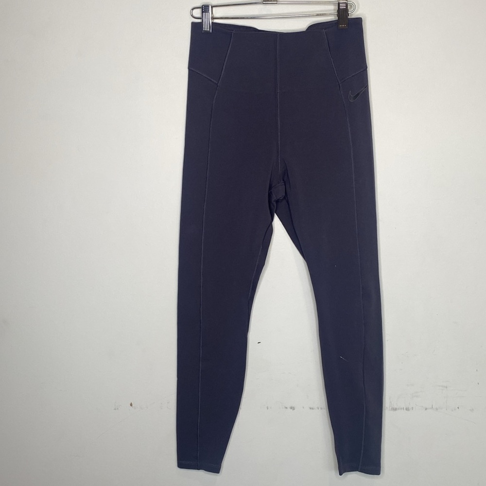 Nike Power Studio Leggings: Size Medium